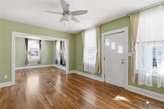 102 S 5th Ave, Hopewell, VA 23860