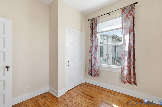 102 S 5th Ave, Hopewell, VA 23860