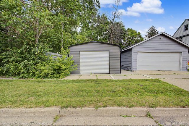 124 Henry Clay Avenue, Pontiac, MI 48341