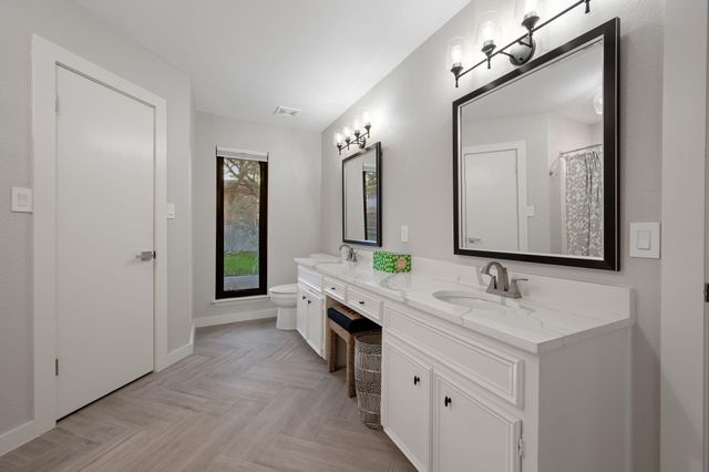 8600 Appalachian DR, Austin, TX 78759