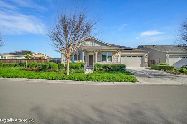 1446 sagewood, Manteca, CA 95336