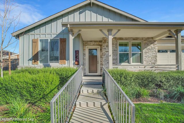 1446 sagewood, Manteca, CA 95336