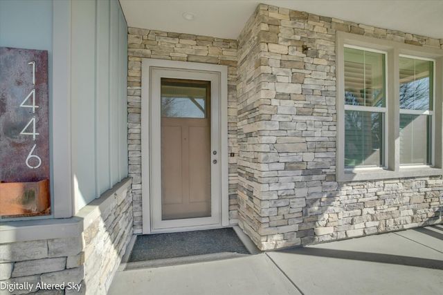 1446 sagewood, Manteca, CA 95336