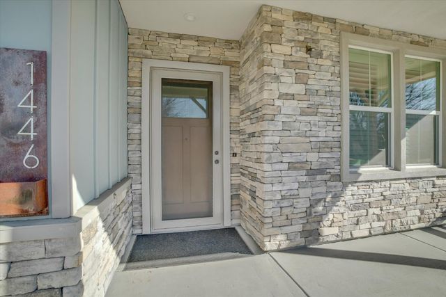 1446 sagewood, Manteca, CA 95336