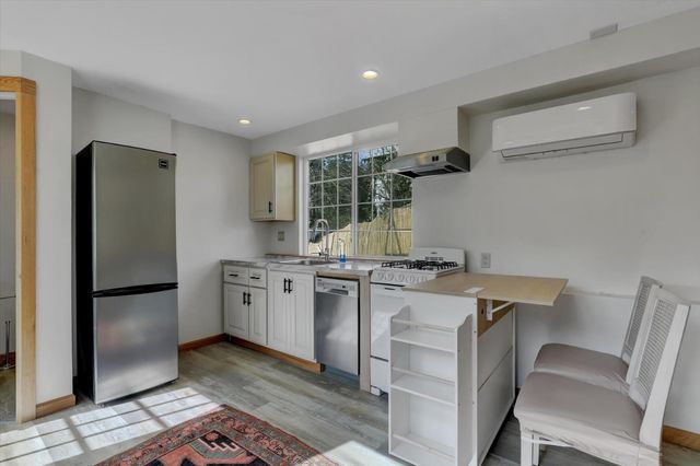 611 W Broad, Nevada City, CA 95959