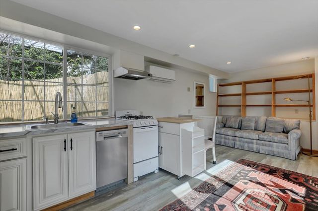 611 W Broad, Nevada City, CA 95959