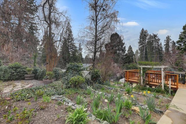 611 W Broad, Nevada City, CA 95959