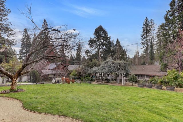 611 W Broad, Nevada City, CA 95959