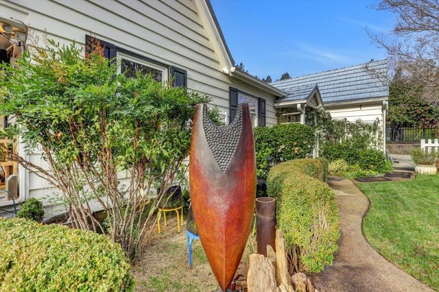 611 W Broad, Nevada City, CA 95959