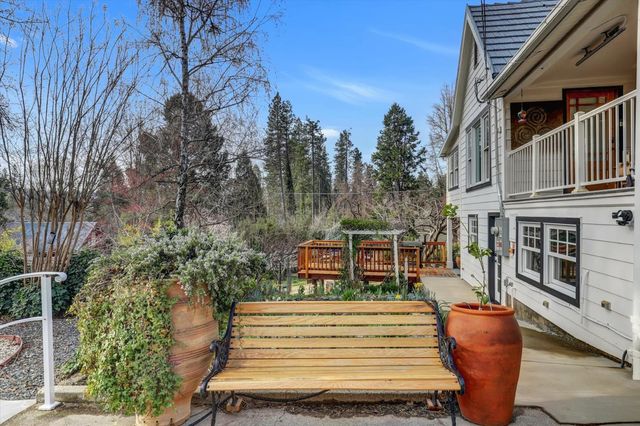 611 W Broad, Nevada City, CA 95959