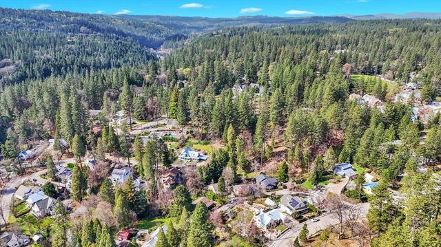 611 W Broad, Nevada City, CA 95959
