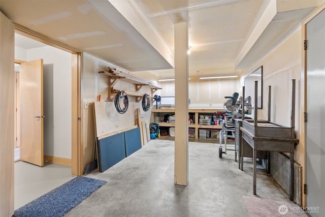 7719 78th Loop NW, Olympia, WA 98502
