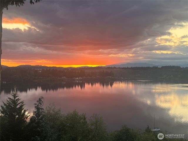 7719 78th Loop NW, Olympia, WA 98502