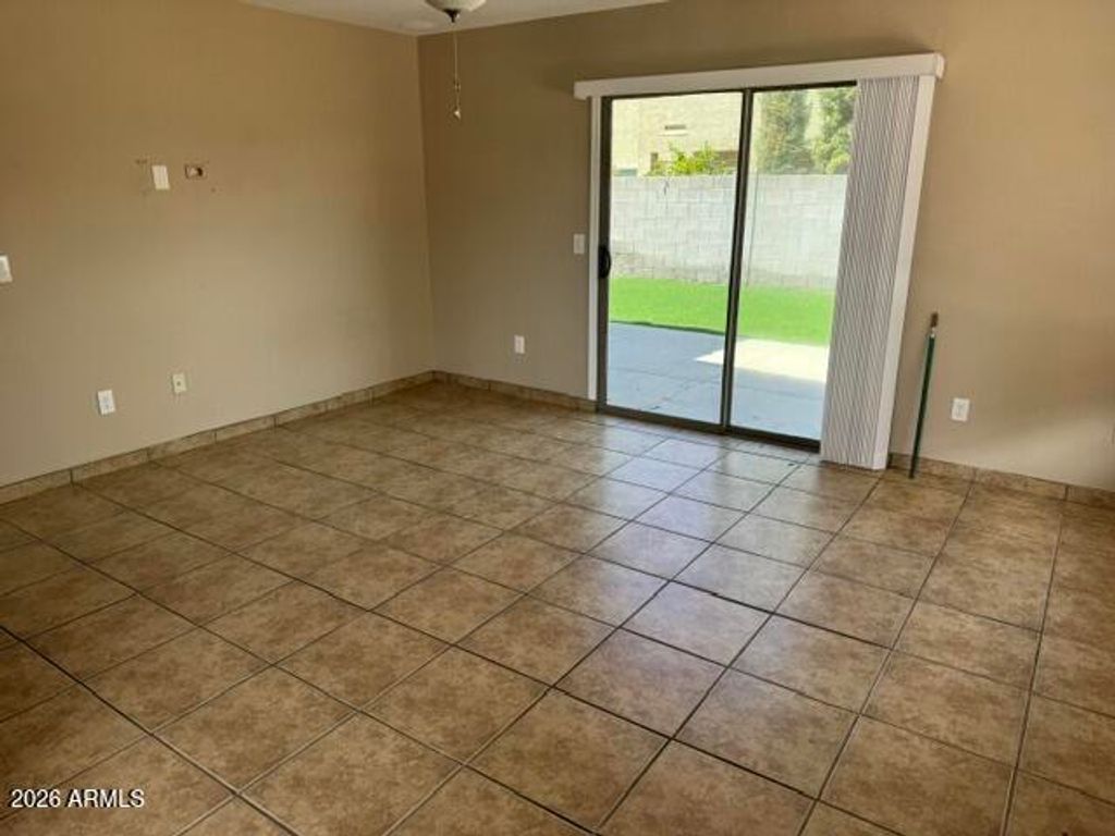 612 E RACINE Place, Casa Grande, AZ 85122 — photo 3