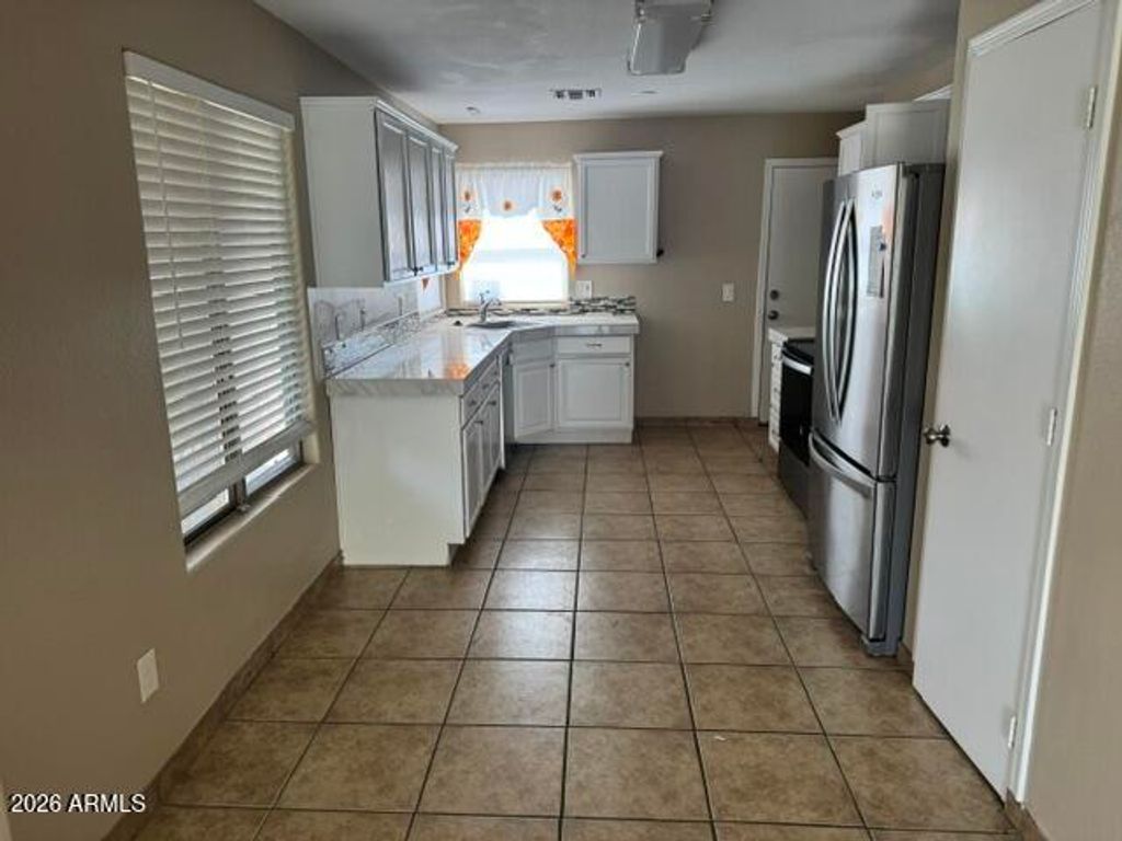 612 E RACINE Place, Casa Grande, AZ 85122 — photo 4