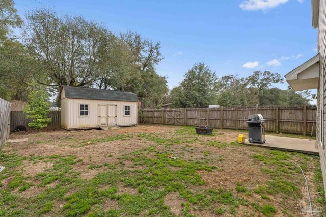 5898 Little Leaf Ct, Milton, FL 32570