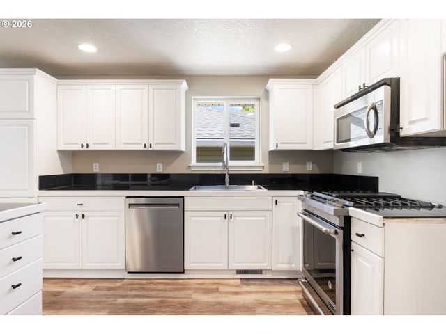 8014 Ne 38TH Ave, Vancouver, WA 98665