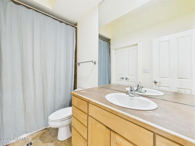 1127 Camellia Boulevard H1, Lafayette, LA 70508