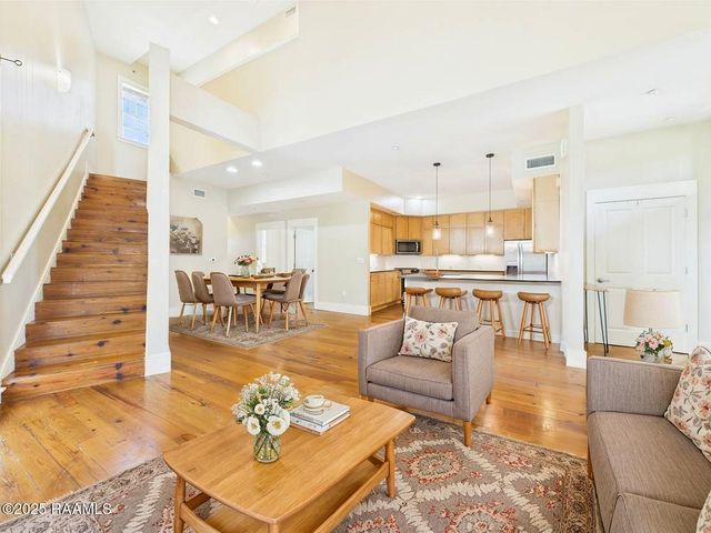 1127 Camellia Boulevard H1, Lafayette, LA 70508