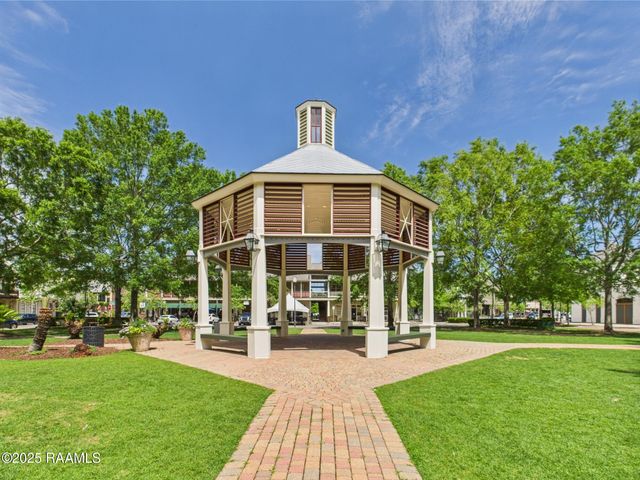 1127 Camellia Boulevard H1, Lafayette, LA 70508