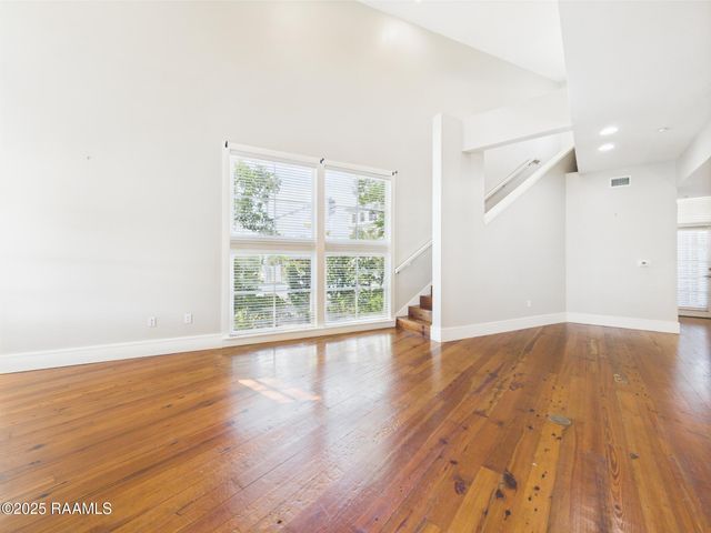 1127 Camellia Boulevard H1, Lafayette, LA 70508