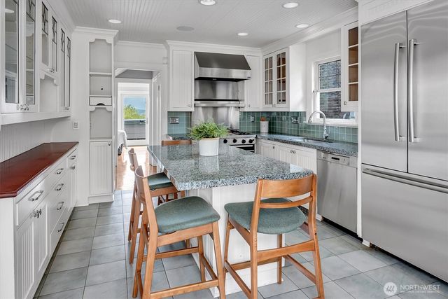 371 Prospect Street, Seattle, WA 98109