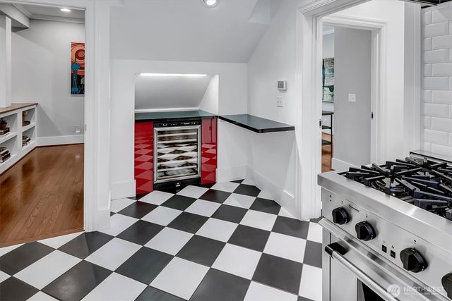 371 Prospect Street, Seattle, WA 98109