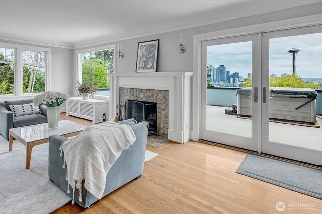 371 Prospect Street, Seattle, WA 98109