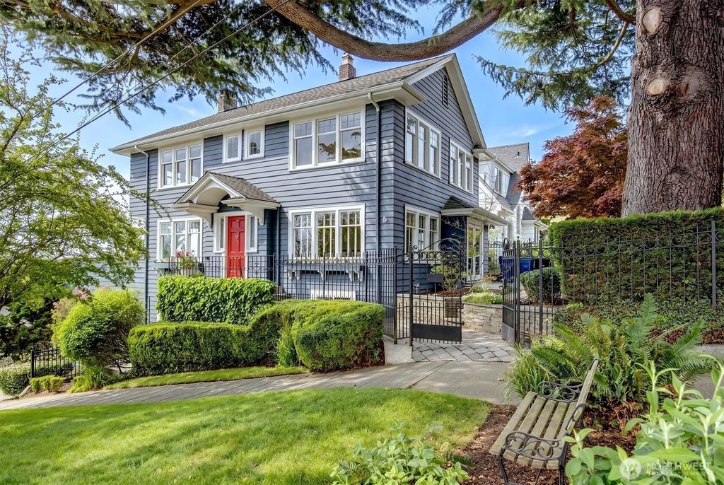 371 Prospect Street, Seattle, WA 98109