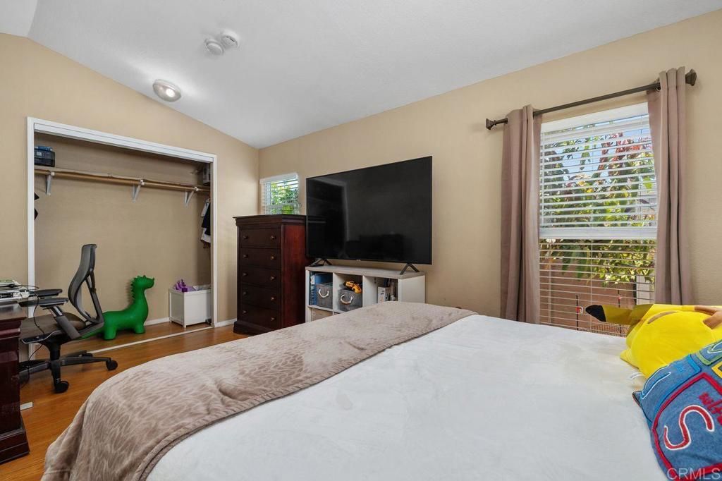 Image 13 of property listing at 400 N Melrose Drive 35, Vista, CA 92083