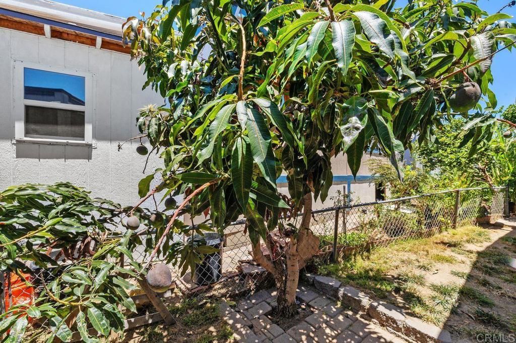 Image 19 of property listing at 400 N Melrose Drive 35, Vista, CA 92083
