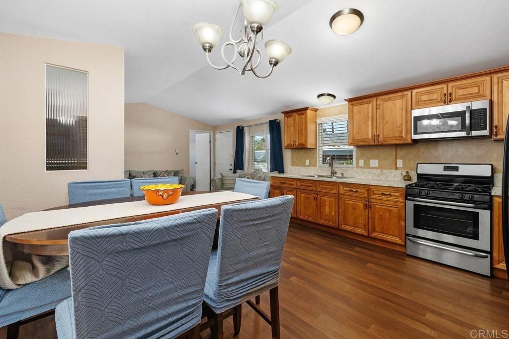 Image 22 of property listing at 400 N Melrose Drive 35, Vista, CA 92083