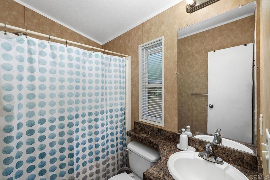 Image 27 of property listing at 400 N Melrose Drive 35, Vista, CA 92083