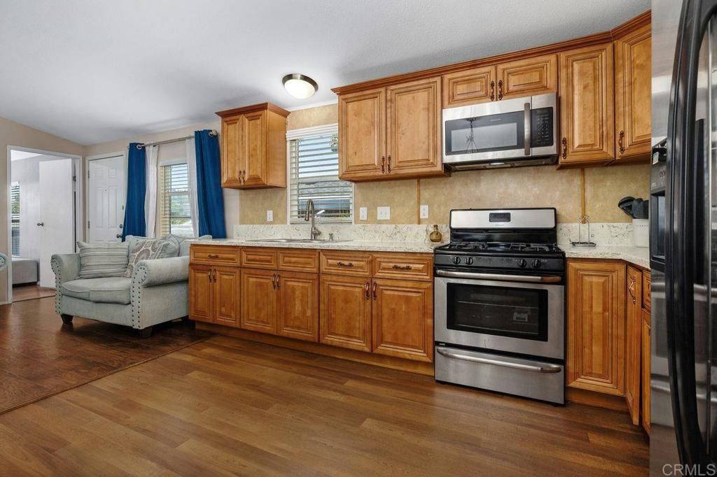 Image 7 of property listing at 400 N Melrose Drive 35, Vista, CA 92083