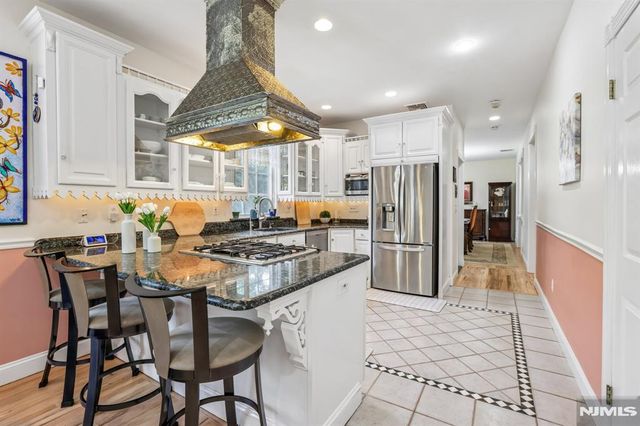 43 N Pleasant Avenue, Ridgewood, NJ 07450