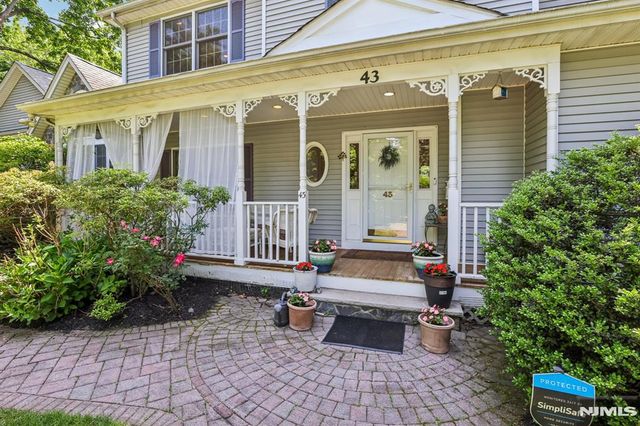 43 N Pleasant Avenue, Ridgewood, NJ 07450