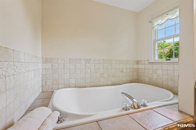 43 N Pleasant Avenue, Ridgewood, NJ 07450