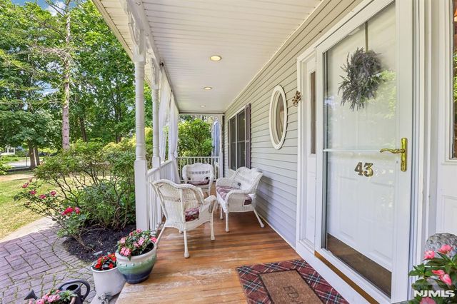 43 N Pleasant Avenue, Ridgewood, NJ 07450