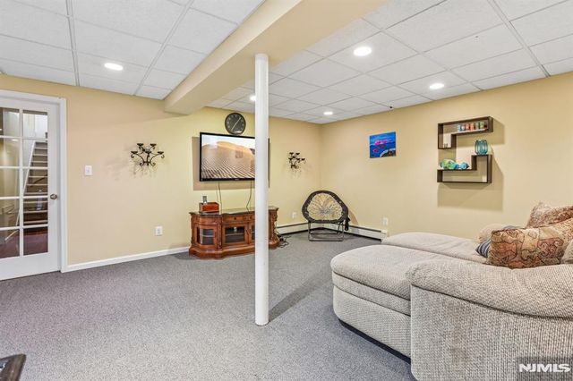 43 N Pleasant Avenue, Ridgewood, NJ 07450