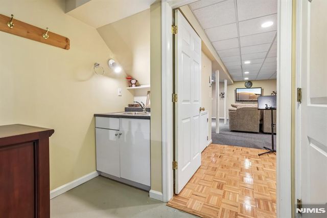 43 N Pleasant Avenue, Ridgewood, NJ 07450