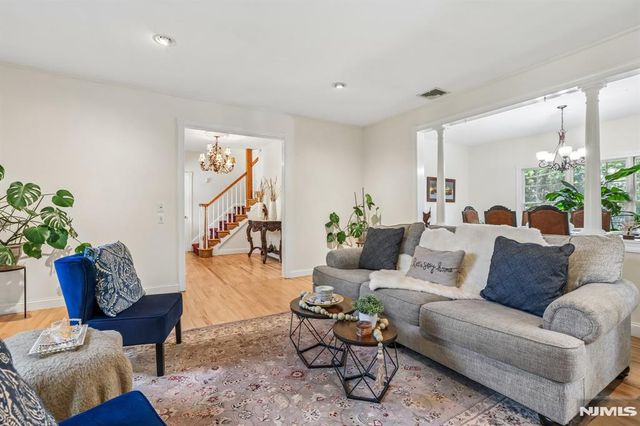 43 N Pleasant Avenue, Ridgewood, NJ 07450
