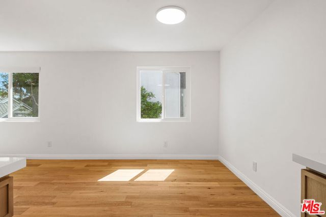 4442 Kingswell Avenue 6, Los Angeles, CA 90027