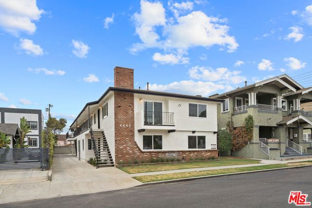 4442 Kingswell Avenue 6, Los Angeles, CA 90027