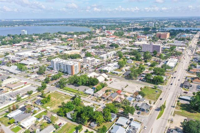 106 AVENUE D SW, Winter Haven, FL 33880