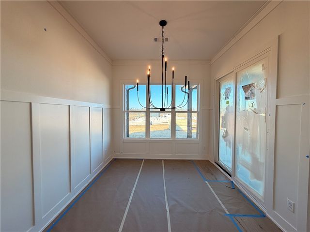 6014 S 40th Place, Rogers, AR 72758