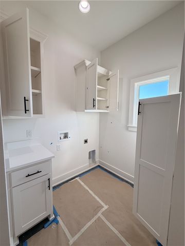 6014 S 40th Place, Rogers, AR 72758