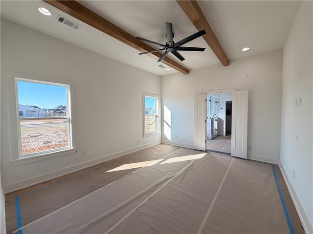 6014 S 40th Place, Rogers, AR 72758