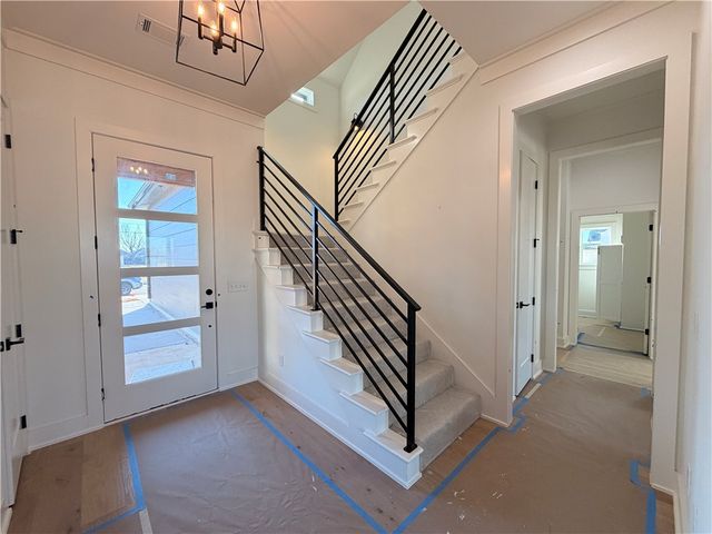 6014 S 40th Place, Rogers, AR 72758