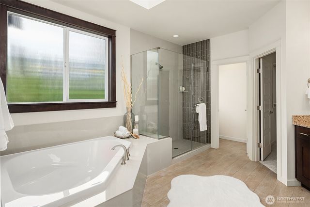 2414 185th Place NE, Redmond, WA 98052