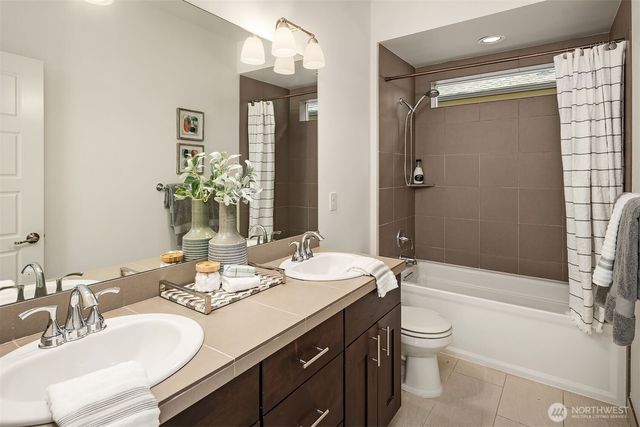 2414 185th Place NE, Redmond, WA 98052